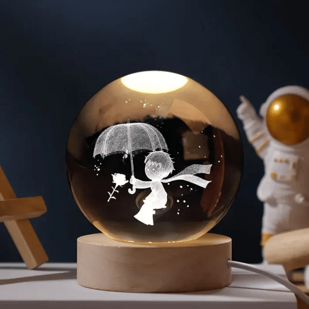 Velzora - Boule lumineuse gravée en verre sur socle en bois | Velzora