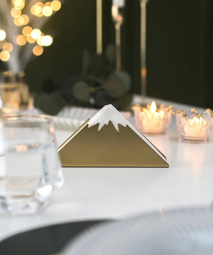 Velzora - Porte-serviettes de table en acier doré au design sculptural | Velzora