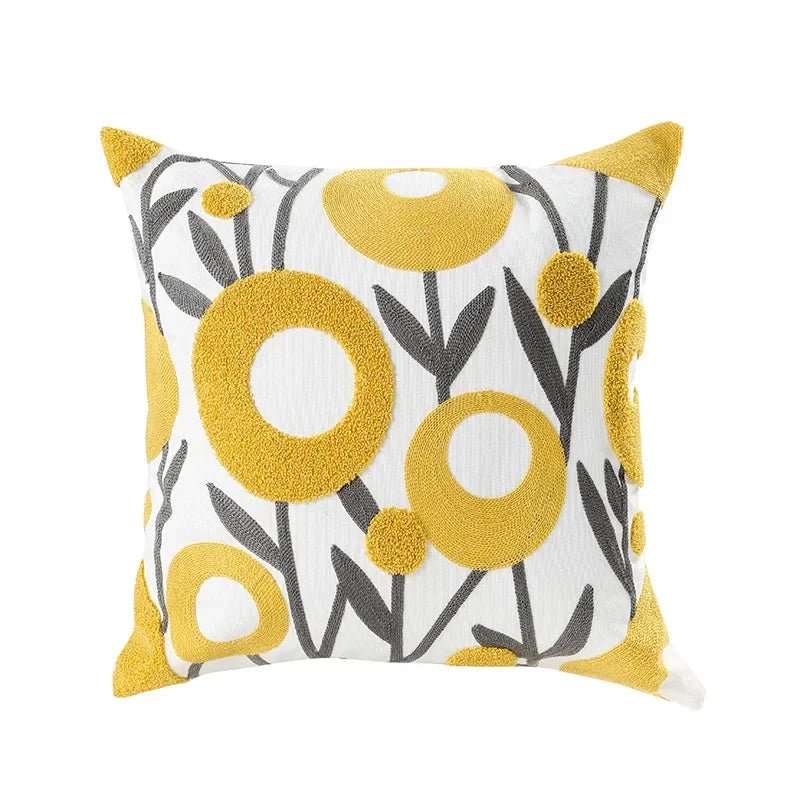 Velzora - Housse de coussin en coton brodé – Motif floral rustique | Velzora