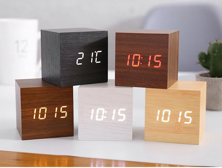 Velzora - Réveil LED en bois minimaliste avec affichage numérique | Velzora