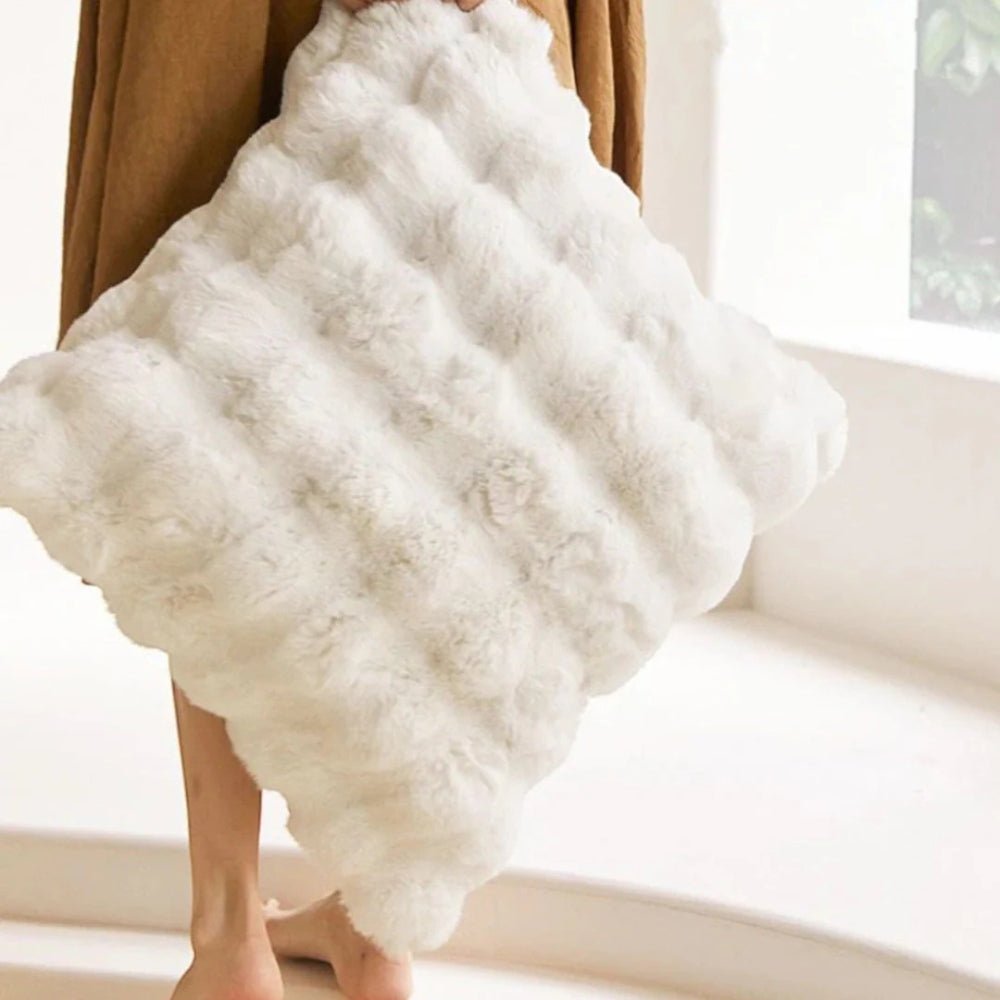 Velzora - Housse de coussin décoratif en fausse fourrure douce