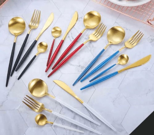 Juego de cubiertos de acero inoxidable de 24 piezas en dos tonos dorado y plateado | Velzora