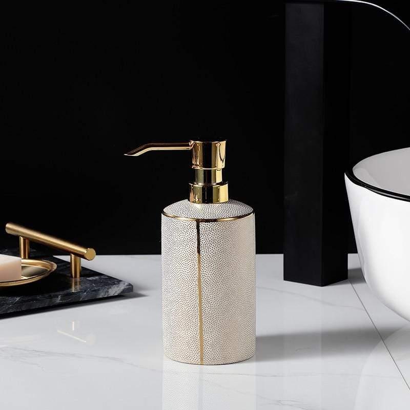 Velzora - Ensemble accessoires salle de bain céramique bords dorés | Velzora