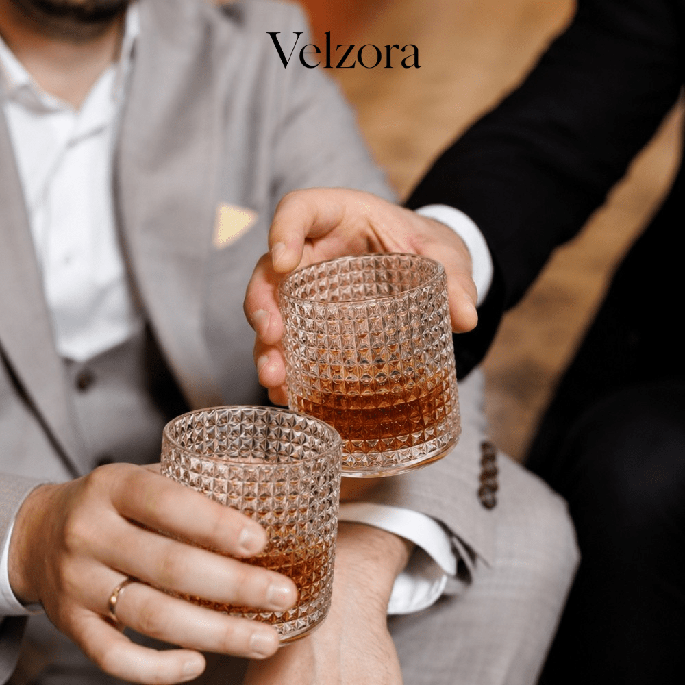 Velzora - Verre à whisky texturé rotatif en verre soufflé | Velzora