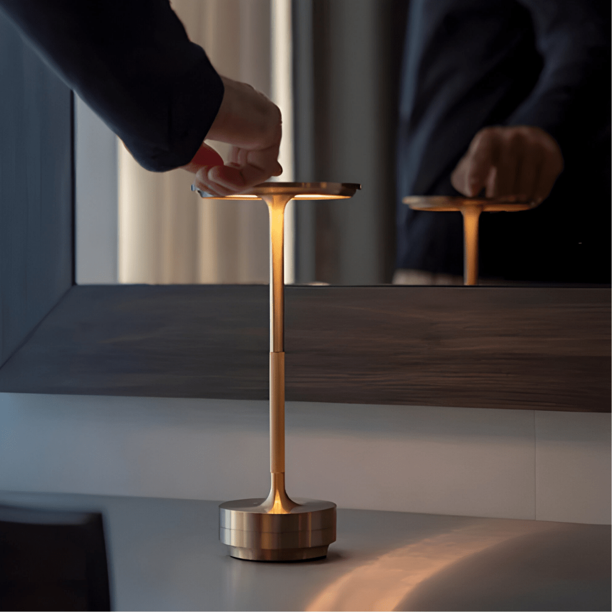Velzora - Lampe de table sans fil en métal – Dimmable avec commande tactile | Velzora
