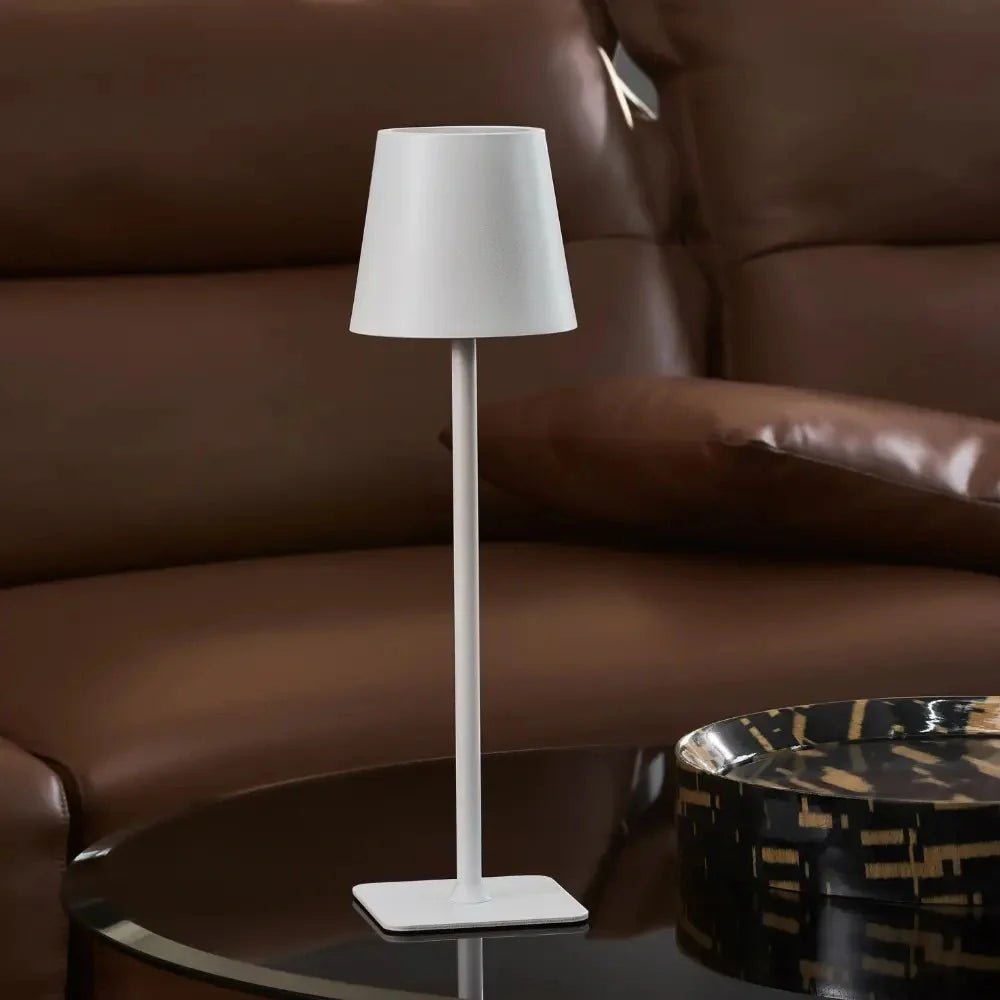 Velzora - Lampe de table haute en fer minimaliste | Velzora