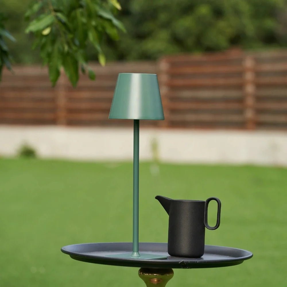 Velzora - Lampe de table haute en fer minimaliste | Velzora
