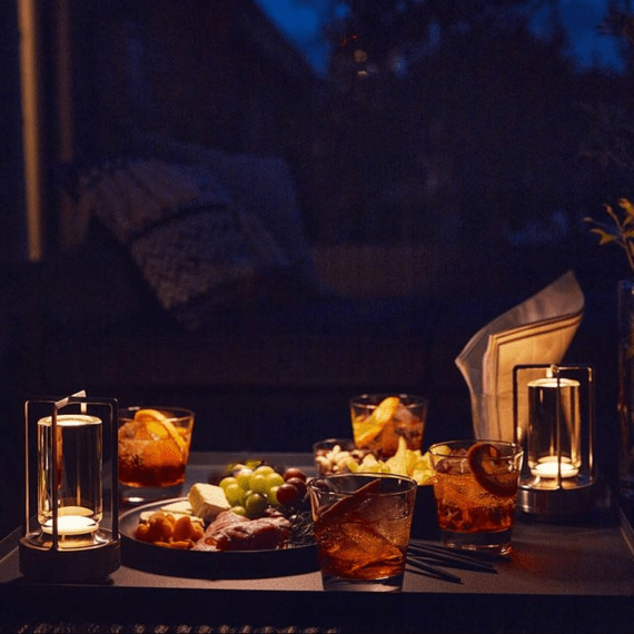 Velzora - Lampe de table dimmable en cristal et métal texturé | Velzora