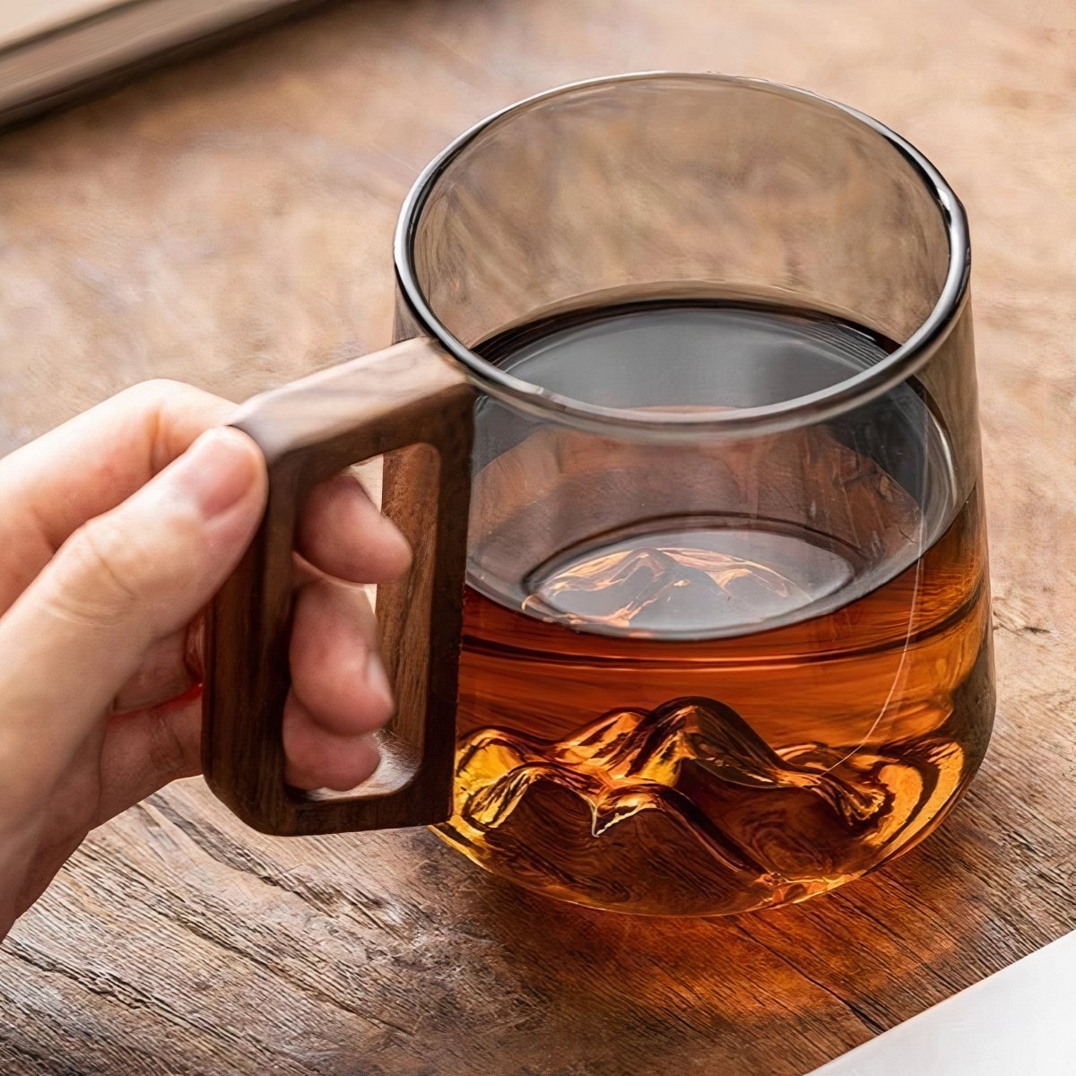 Velzora - Tasses à café inclinées en verre fumé avec poignée en noyer