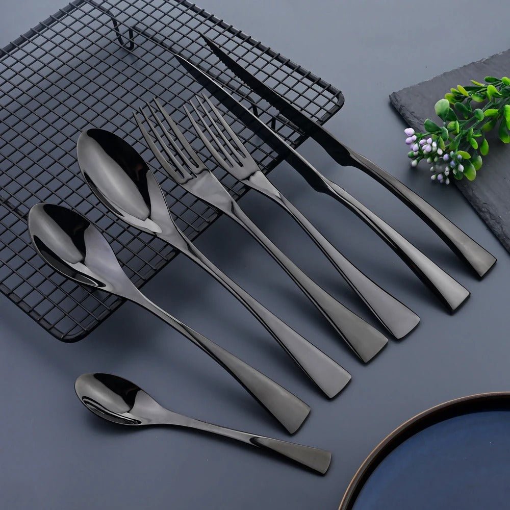 Velzora - Ménagère en acier inoxydable noir mat – Finition moderne | Velzora