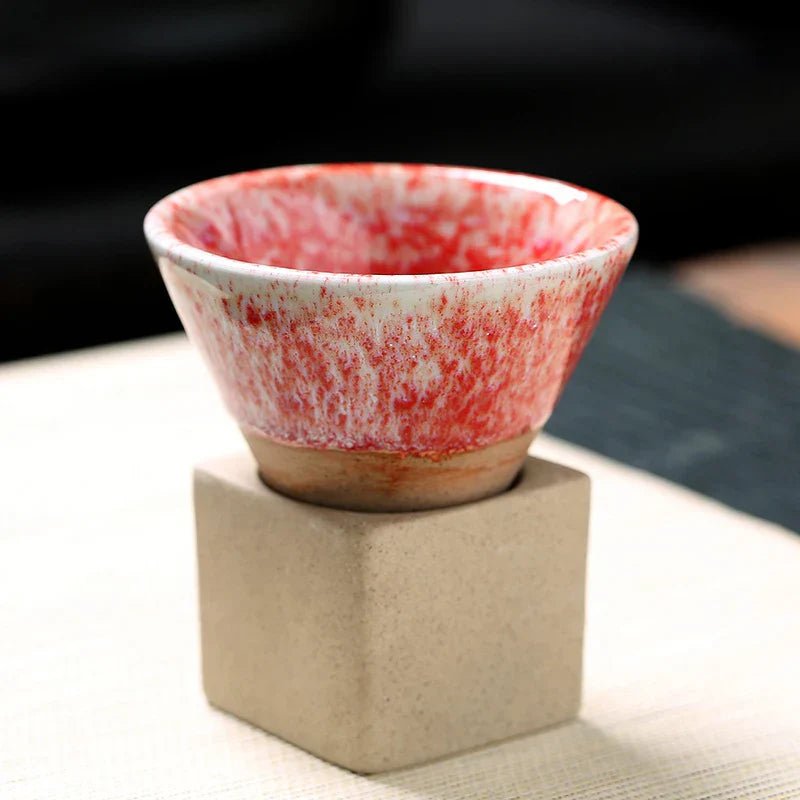 Velzora - Tasse en céramique japonaise faite main, forme conique | Velzora